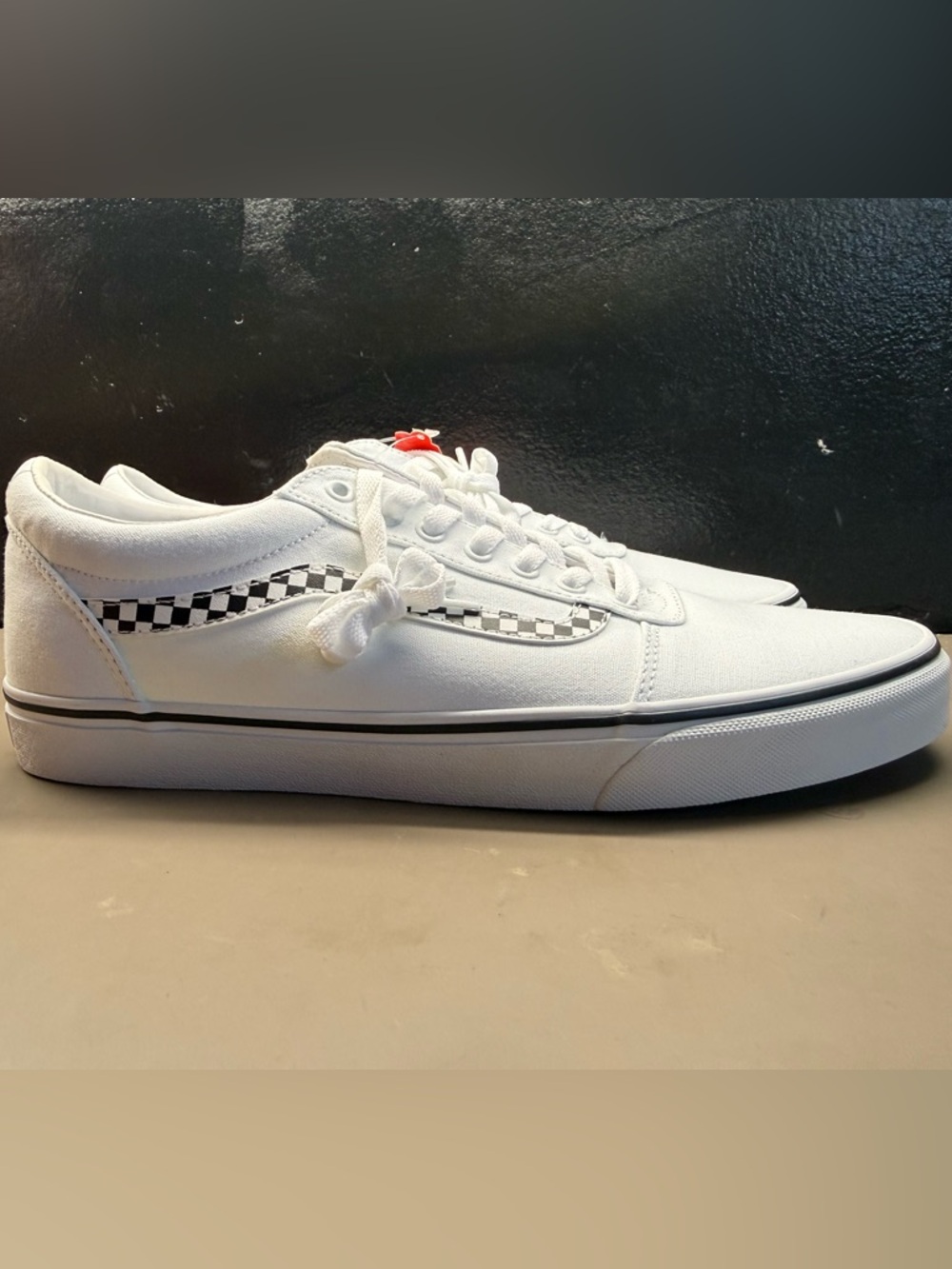 New With Box Men's VANS Ward Checker Stripe White/White Canvas Sneakers Men 13